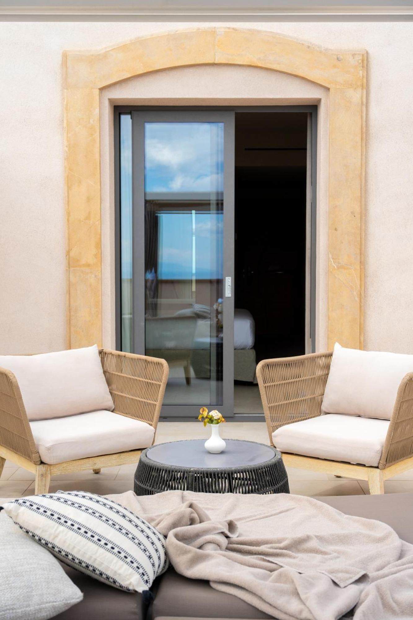 Hotel Villa Fiorita Boutique Hotel 4*