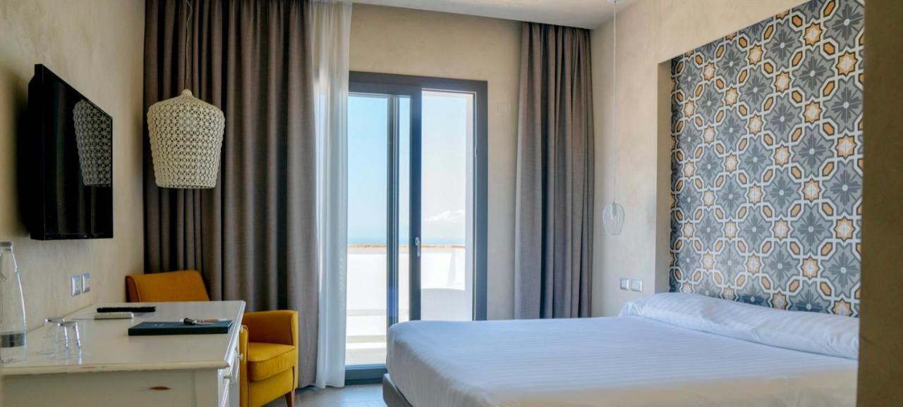 Fiorita Boutique Hotel 4*